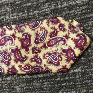 Berkeley Paisley tie %100 silk